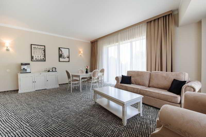 Hotel เซบนิซา ภายนอก รูปภาพ