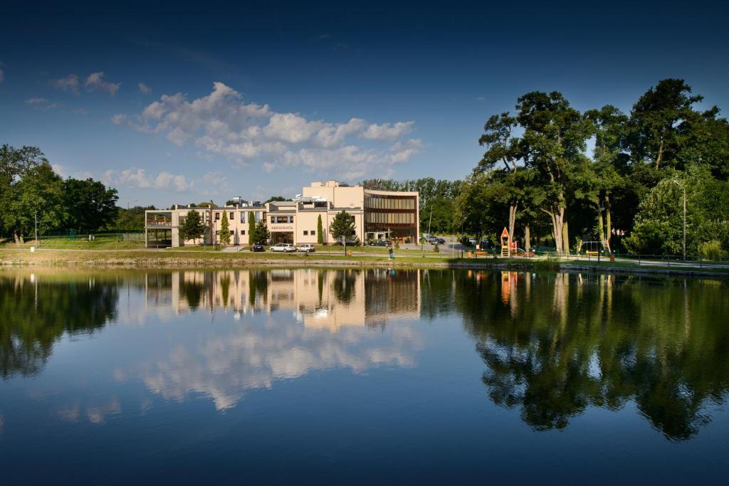 Hotel เซบนิซา ภายนอก รูปภาพ